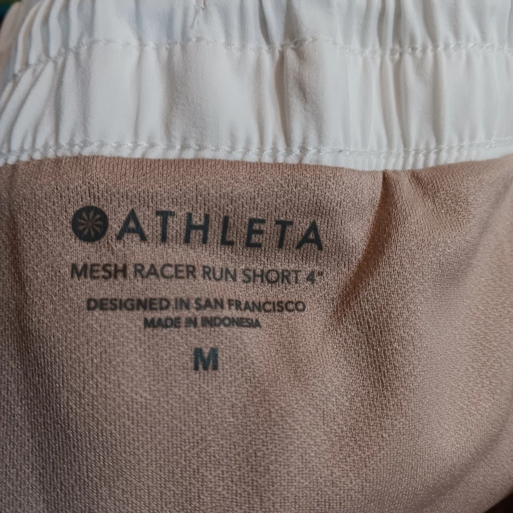 Athleta Womens Medium White Short Mesh Racer Run Mid Rise 4 inch Briefs Lining